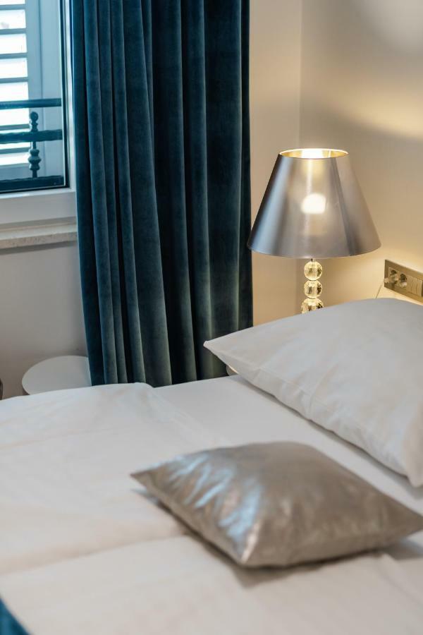 Luxury Rooms Paula สปลิท ภายนอก รูปภาพ